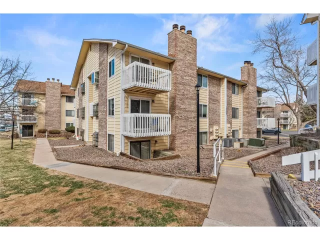 MLS: 8864087 Condo For Sale