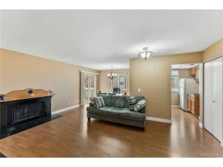 Photo #6: 8864087 Listing 