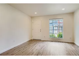 Photo #3: 8869667 Listing