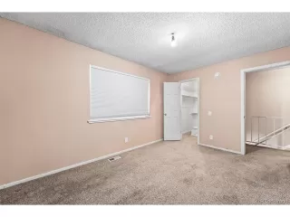 Photo #3: 8869742 Listing