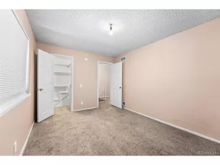 Photo #4: 8869742 Listing