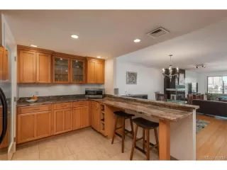 Photo #2: 8874608 Listing