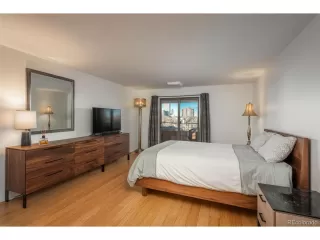 Photo #3: 8874608 Listing