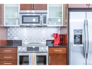 Photo #6: 8875186 Listing