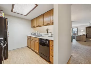 Photo #5: 8875744 Listing 