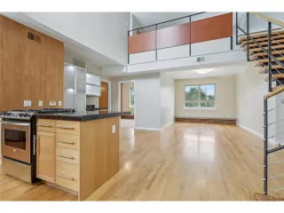 Photo #2: 8875878 Listing 