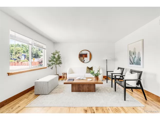 MLS: 8875946 Condo For Sale