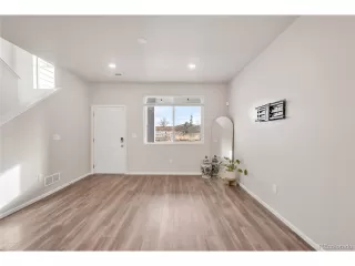 Photo #5: 8878794 Listing 