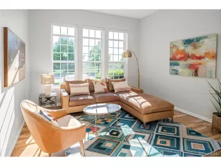 Photo #4: 8879789 Listing