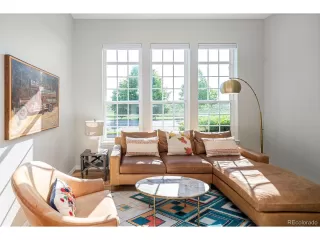 Photo #5: 8879789 Listing