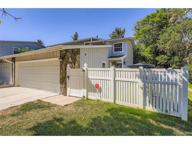 MLS: 8880439 Condo For Sale