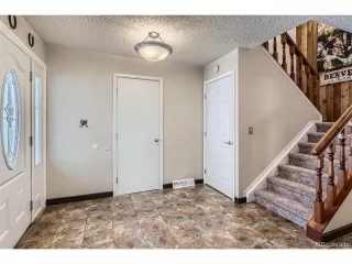 Photo #5: 8880439 Listing