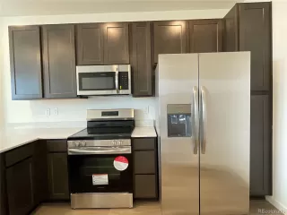 Photo #4: 8881274 Listing