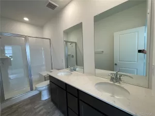 Photo #6: 8881274 Listing