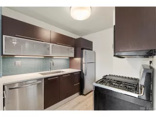 Photo #5: 8886344 Listing 