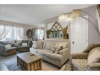 Photo #2: 8886684 Listing