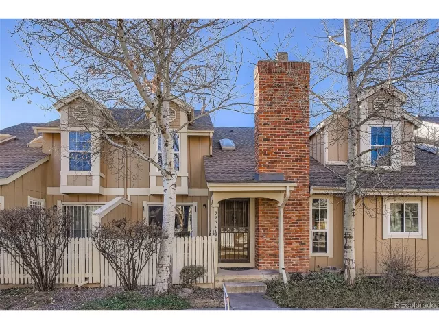 MLS: 8891631 Condo For Sale