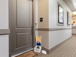 Photo #2: 8892373 Listing