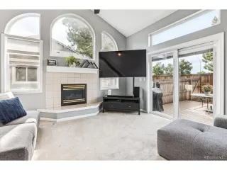 Photo #6: 8892409 Listing