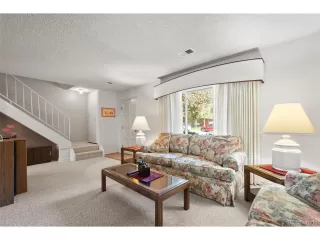 Photo #3: 8894133 Listing 