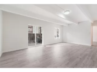 Photo #3: 8897021 Listing