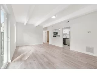 Photo #5: 8897021 Listing