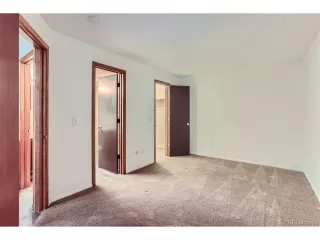 Photo #6: 8898842 Listing