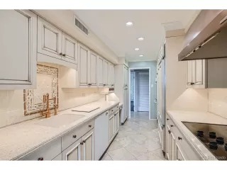 Photo #2: 8901027 Listing