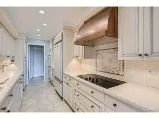 Photo #3: 8901027 Listing