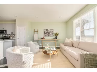 Photo #5: 8901031 Listing 