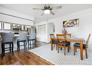 Photo #6: 8905689 Listing