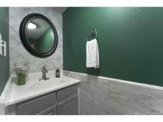 Photo #5: 8907111 Listing