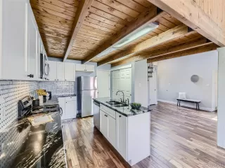 Photo #6: 8909104 Listing 