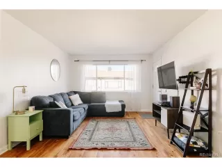 Photo #4: 8909542 Listing