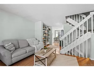 Photo #5: 8910391 Listing 