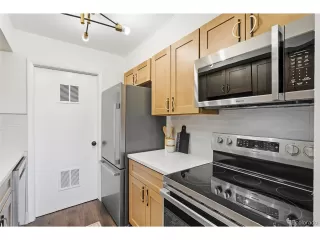 Photo #6: 8911228 Listing 