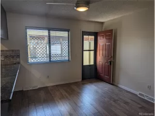 Photo #4: 8911661 Listing