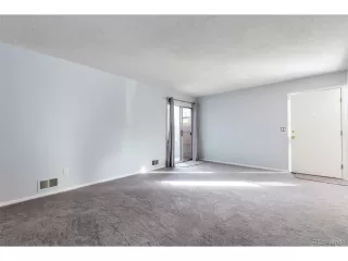 Photo #2: 8912471 Listing 