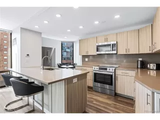 Photo #6: 8918132 Listing