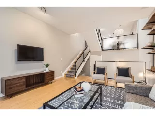 Photo #4: 8918197 Listing 