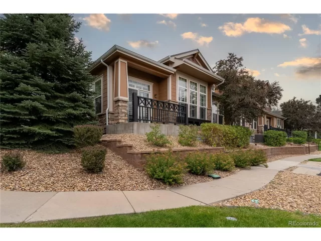 MLS: 8918414 Condo For Sale