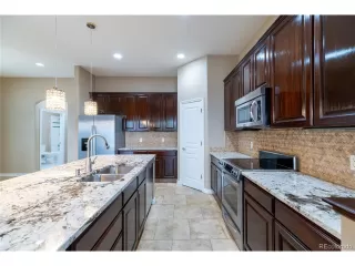 Photo #3: 8918414 Listing