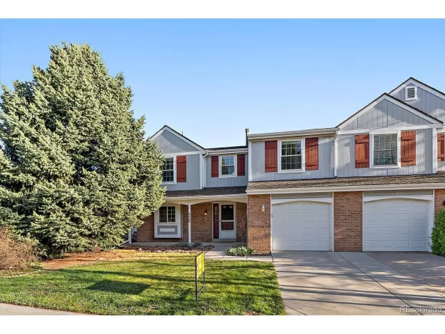 MLS: 8918594 Condo For Sale