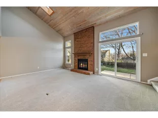 Photo #2: 8918594 Listing