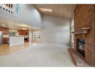 Photo #5: 8918594 Listing