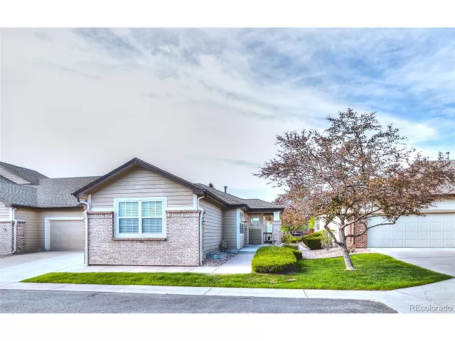 MLS: 8919317 Condo For Sale