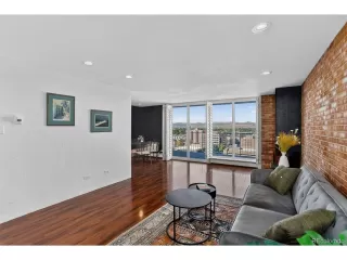 Photo #4: 8920934 Listing 