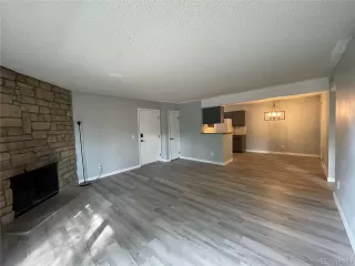 Photo #5: 8921065 Listing