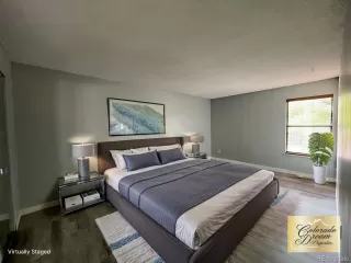 Photo #6: 8921065 Listing