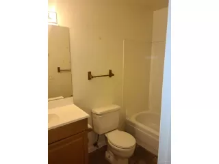 Photo #6: 8921209 Listing 